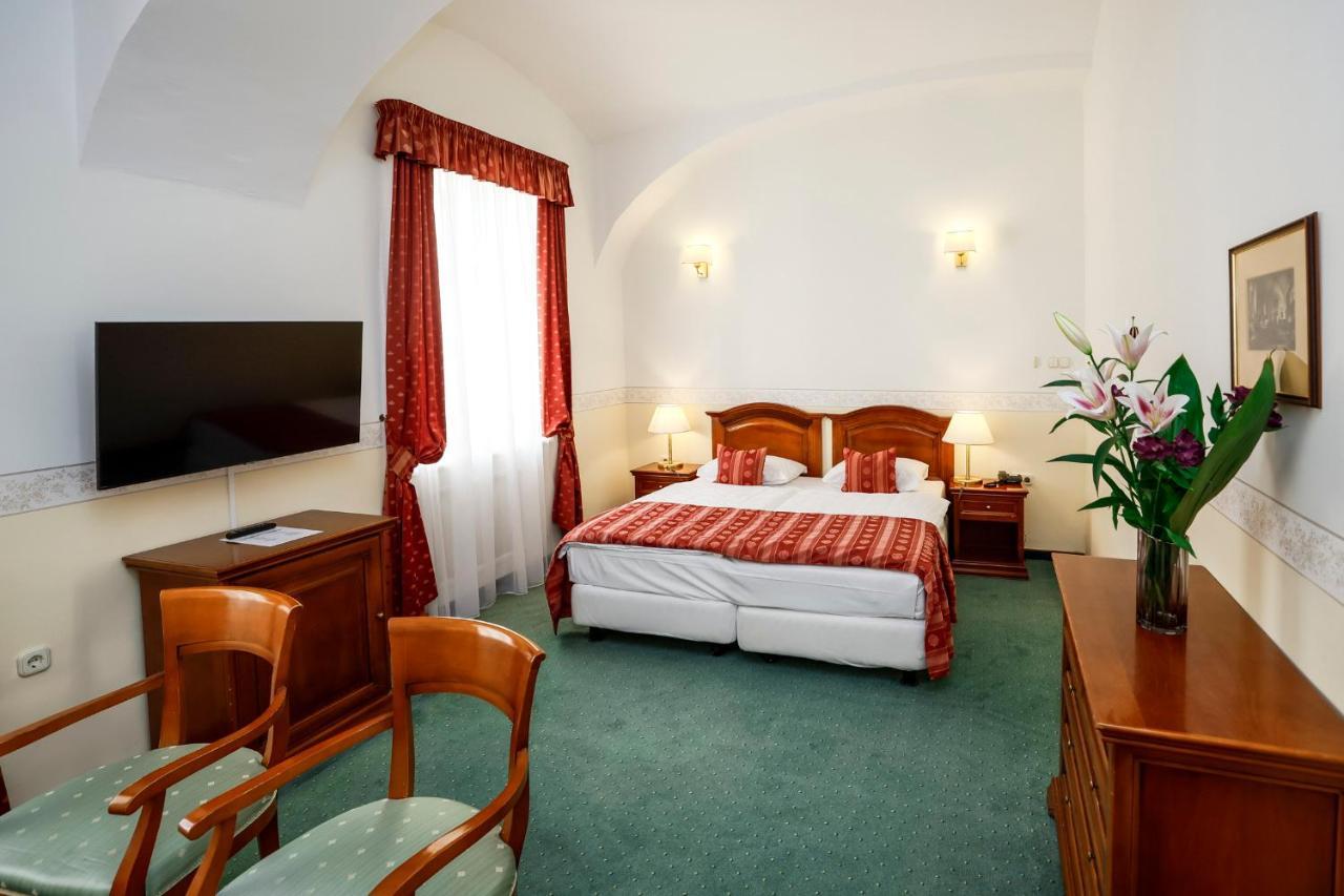 Hotel Szidónia Castle Röjtökmuzsaj Zewnętrze zdjęcie