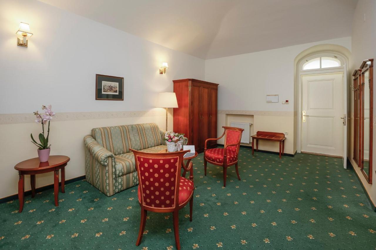 Hotel Szidónia Castle Röjtökmuzsaj Zewnętrze zdjęcie