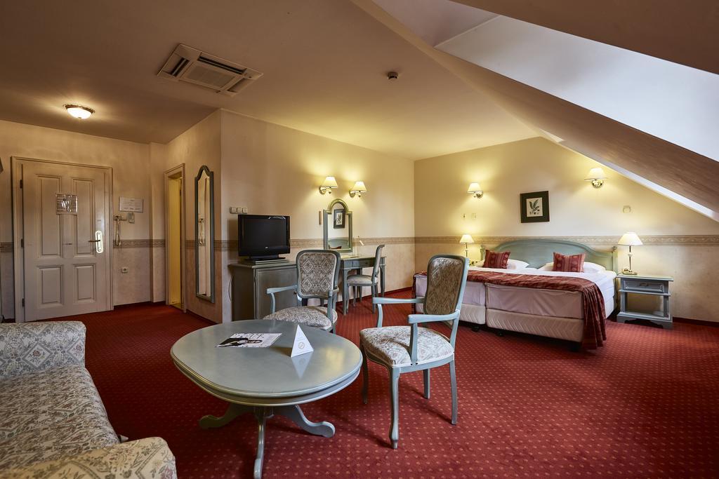 Hotel Szidónia Castle Röjtökmuzsaj Zewnętrze zdjęcie
