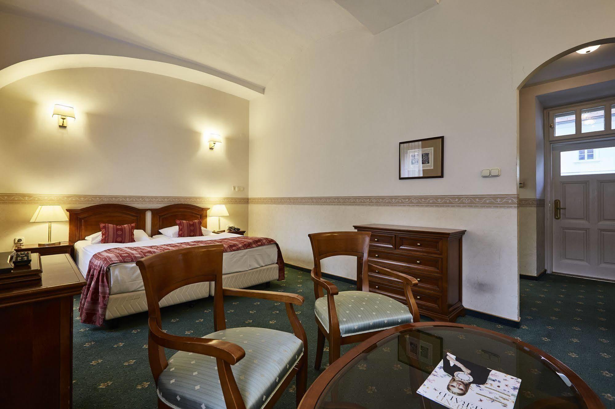Hotel Szidónia Castle Röjtökmuzsaj Zewnętrze zdjęcie