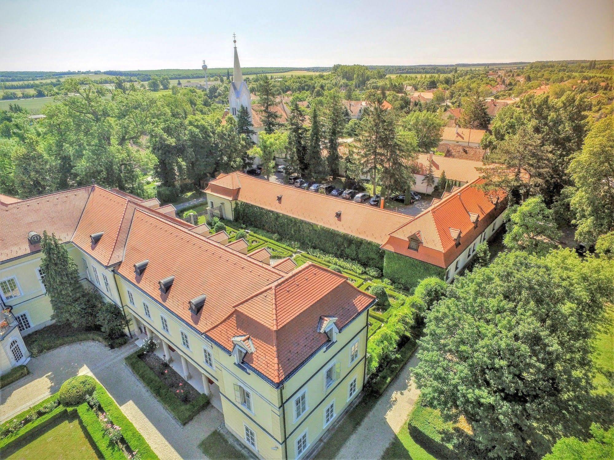 Hotel Szidónia Castle Röjtökmuzsaj Zewnętrze zdjęcie